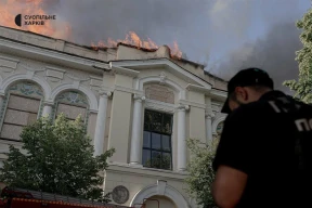 Война, 14 июня. В Харькове атакован Художественный музей. Зеленский рассказал Трампу про «хорошие идеи», которые приблизят мир. Под Тулой горит «Азот», в Рыбинске нефтебаза