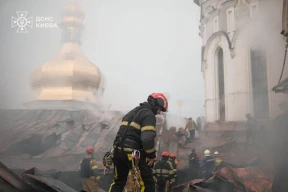 Война, 15 июня. Военный самолет разбился в Иркутской области. В Харькове атакован зоопарк. Удар по Киеву: погибшие, десятки пострадавших